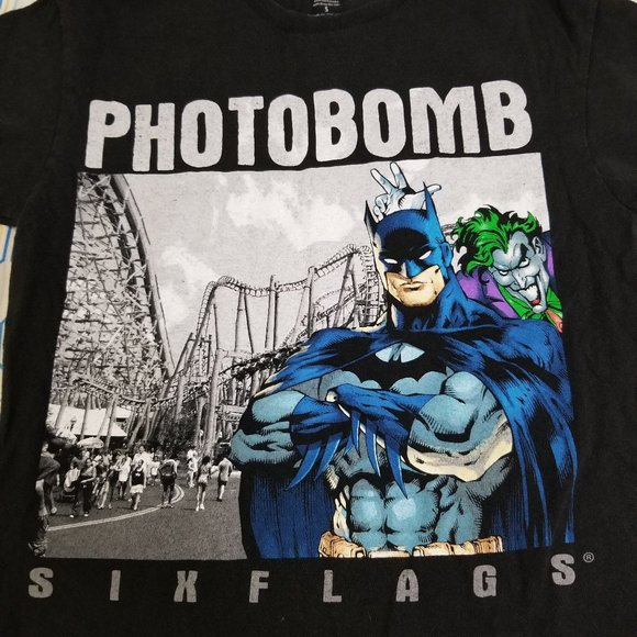 DC Comics Other - Six Flags Batman Joker Photobomb T Shirt DC Comics